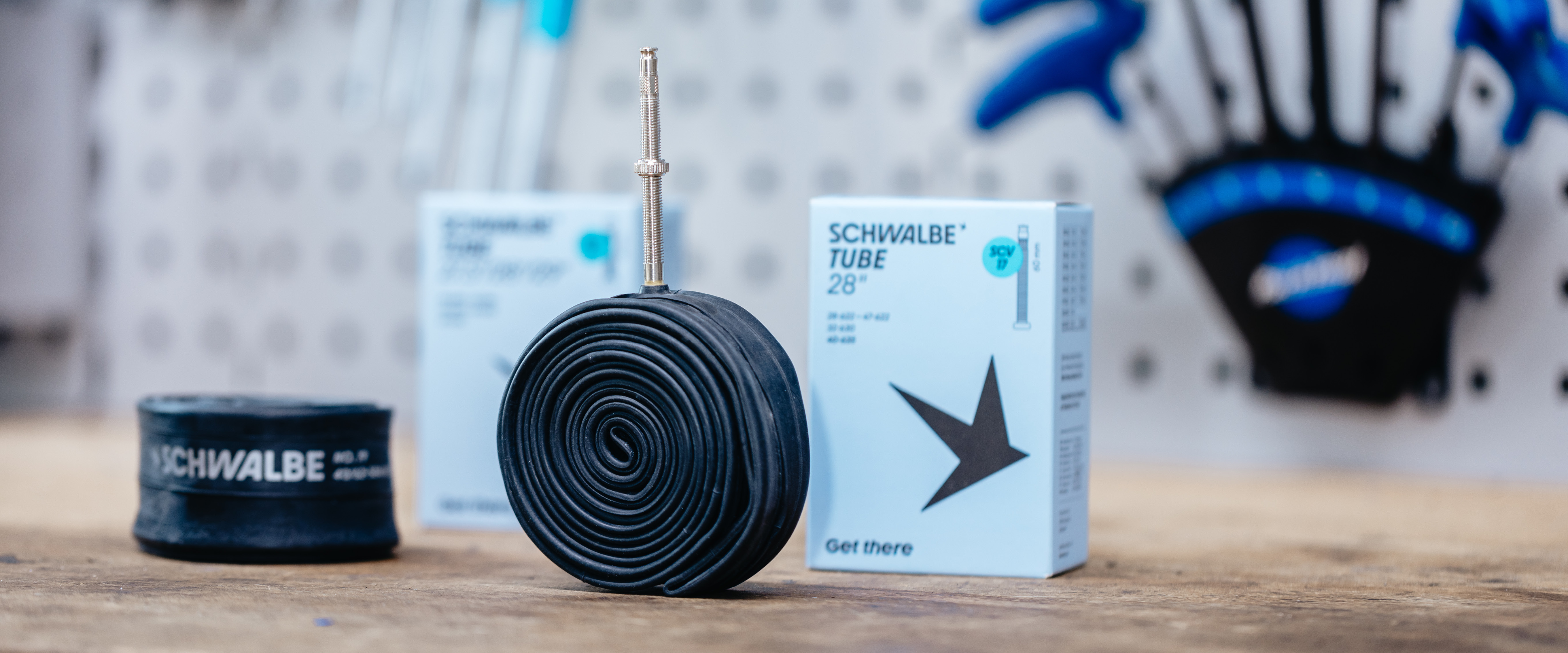 Schwalbe DV 16 Camera D'aria Per Bici 27/28 Pollici - Valvola Da 40 Mm, Per City Bike, MTB, Gravel E Turismo