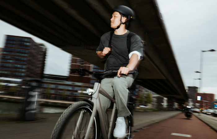 Rad, Fahrrad, Helm, Fahrender, Stadt