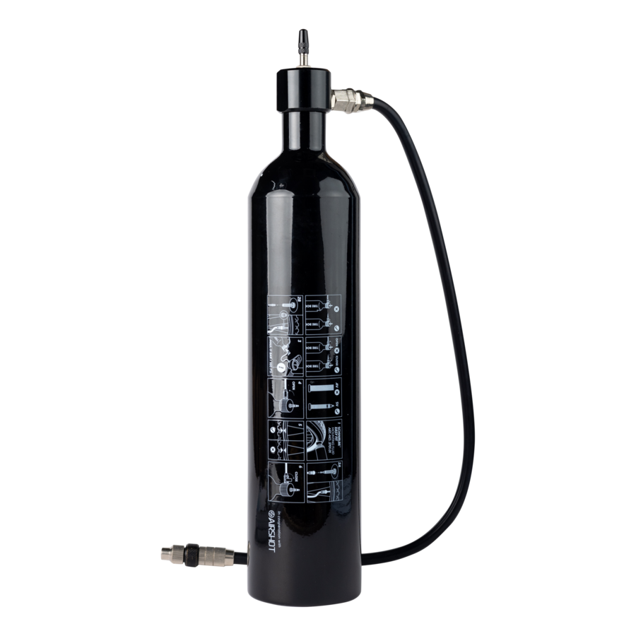 CO2-Kartusche, Gaszylinder, Siphonflasche, Ventilanschluss, schwarzer Behälter