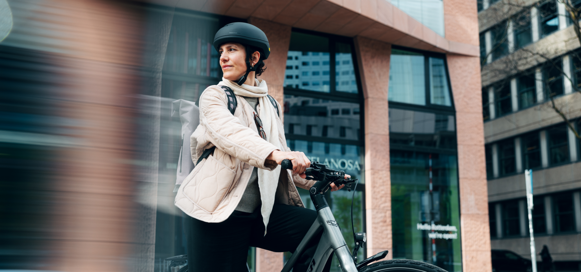 stuntbike, e-bike, helm, jacke, backpack