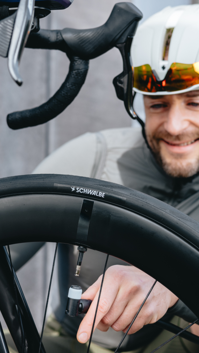 Rennrad, Fahrrad, Schwalbe Reifen, Luftdruckprüfung, Verschlusssystem