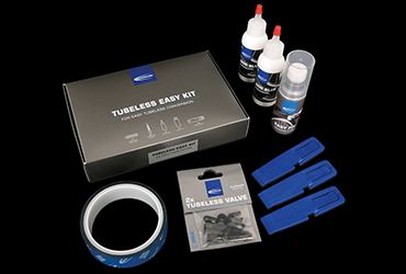La conversion au Tubeless devient ainsi très simple : le nouveau Tubeless Easy Kit de Schwalbe offre tout ce qu'il faut pour passer au Tubeless.