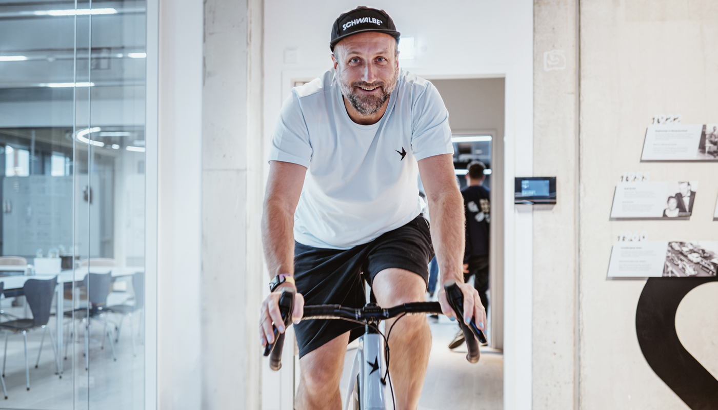 Erwachsener, Männlich, Mann, Person, Fahrrad