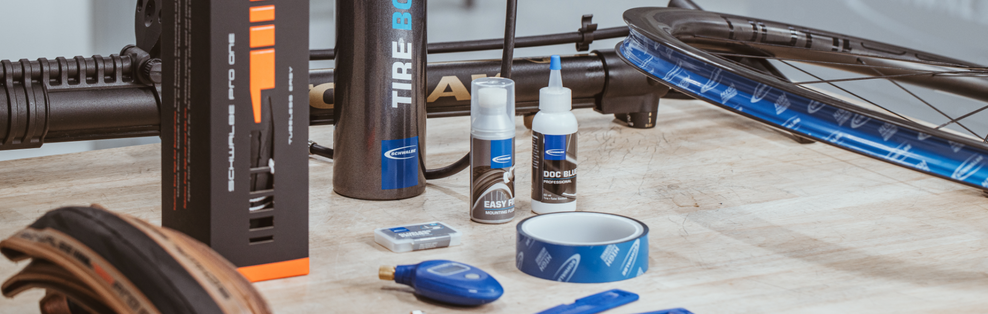 SHIMANO - シュワルベ　ブースター Amazon | Schwalbe (シュワルベ) TIRE BOOSTER タイヤブースター